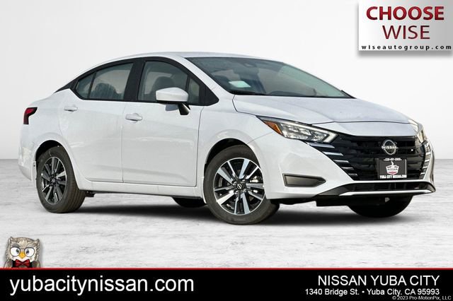 New 2025 Nissan Versa SV w/ Trunk Package