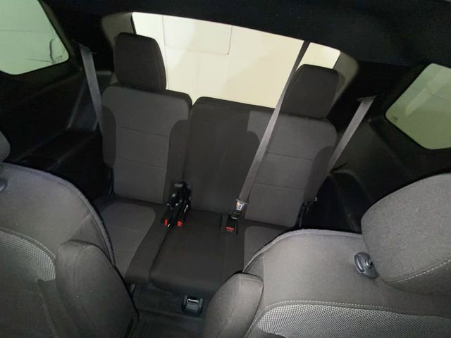 Used 2023 Chevrolet Traverse LT image 30