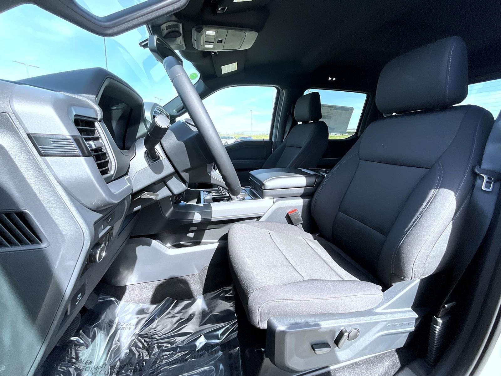 New 2026 Ford F150 XLT w/ Equipment Group 302A MID AWD/4WD image 9