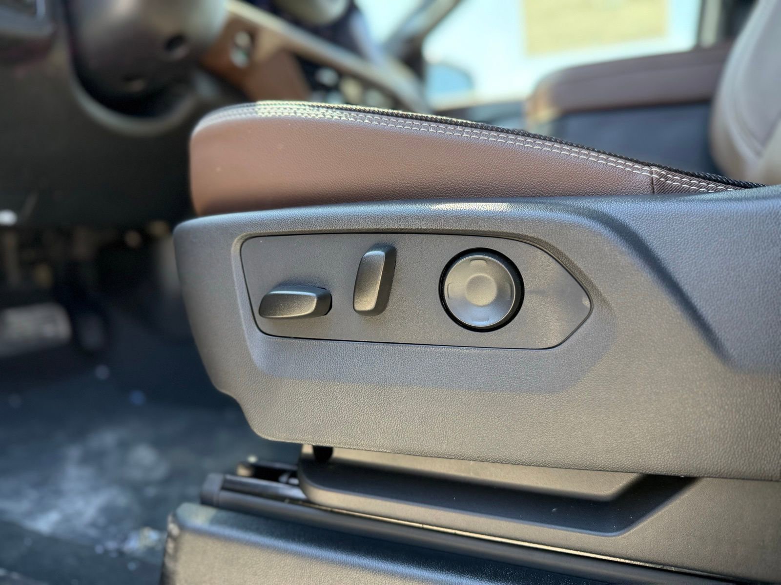 New 2026 Chevrolet Tahoe High Country AWD/4WD image 27