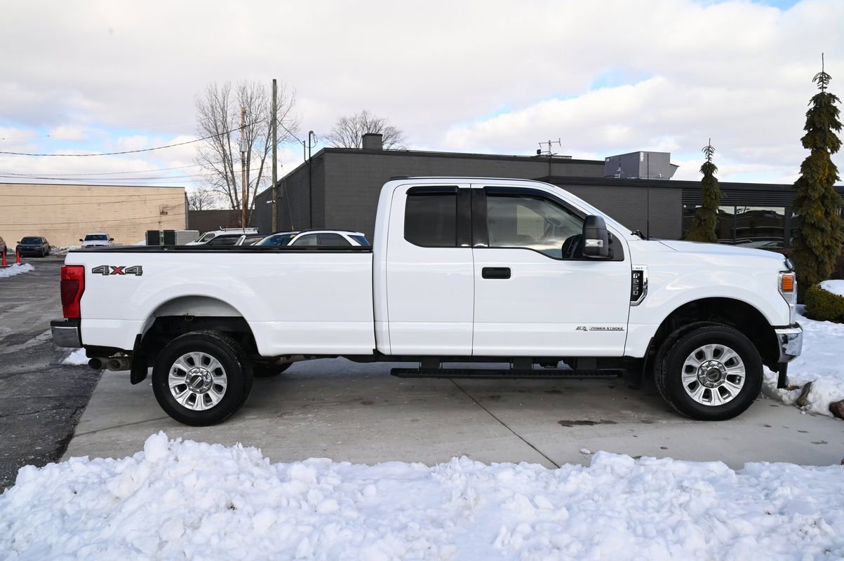 Used 2022 Ford F250 XLT image 4
