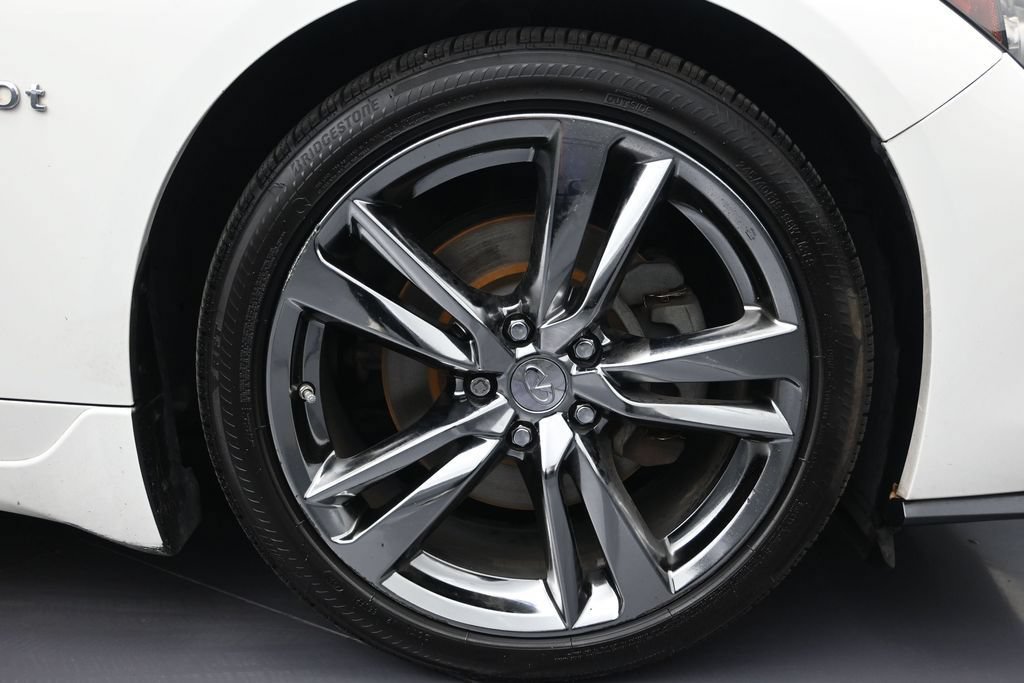 Used 2019 INFINITI Q50 Signature Edition w/ Cargo Package (L96) RWD image 9