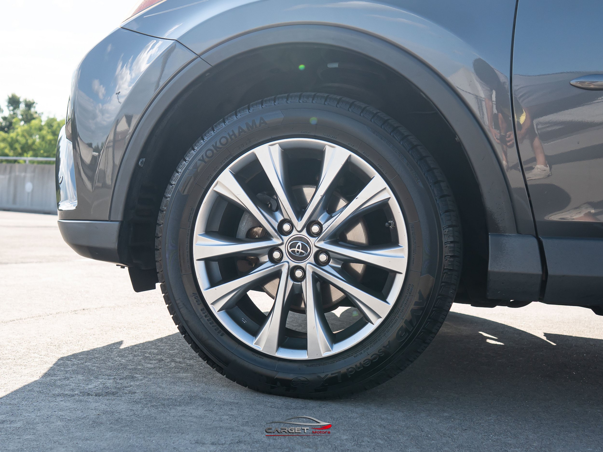 Used 2016 Toyota RAV4 Limited AWD/4WD image 10
