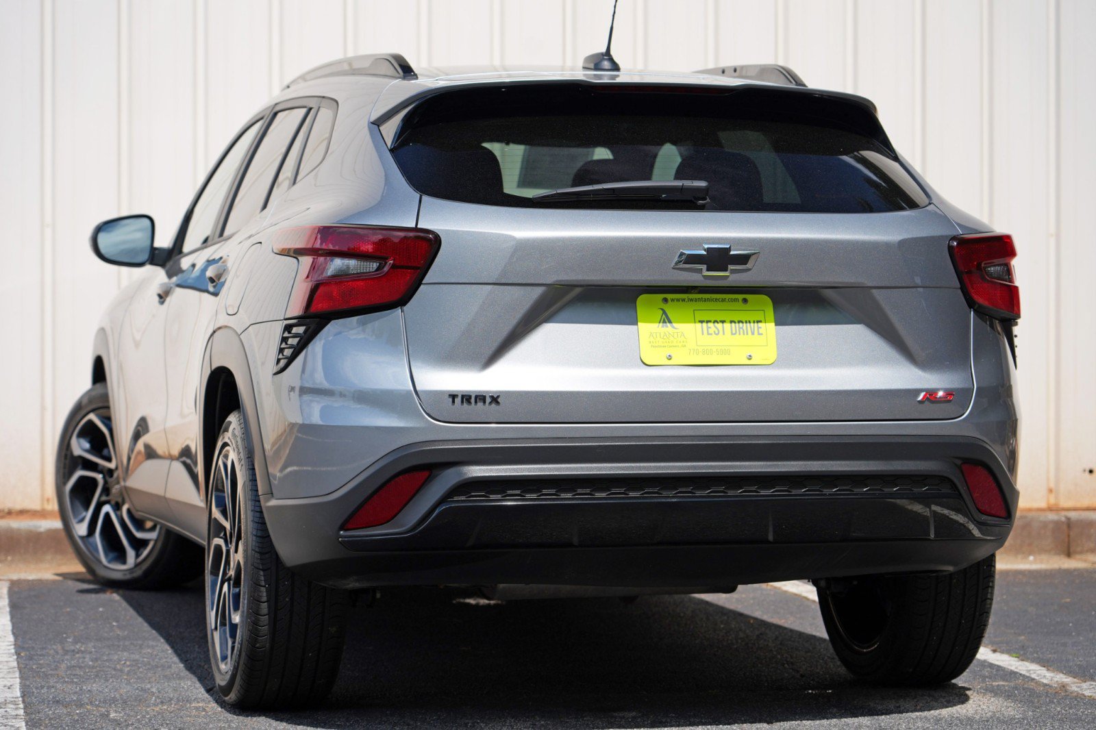 Used 2025 Chevrolet Trax RS FWD image 5