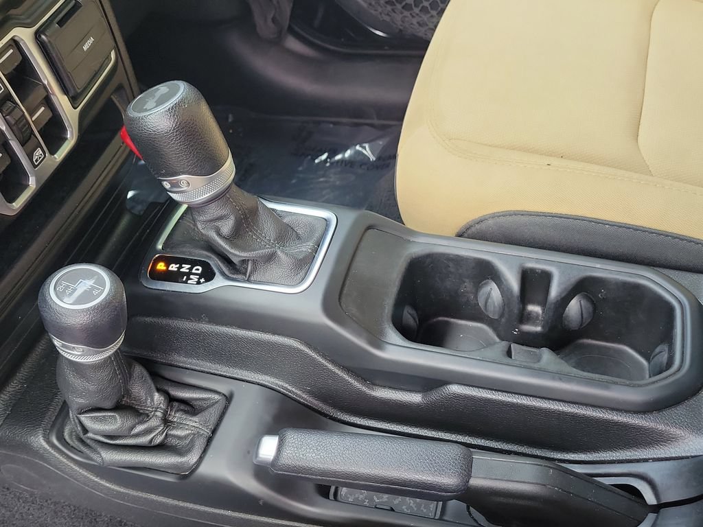Certified 2020 Jeep Wrangler Unlimited Sport AWD/4WD image 36
