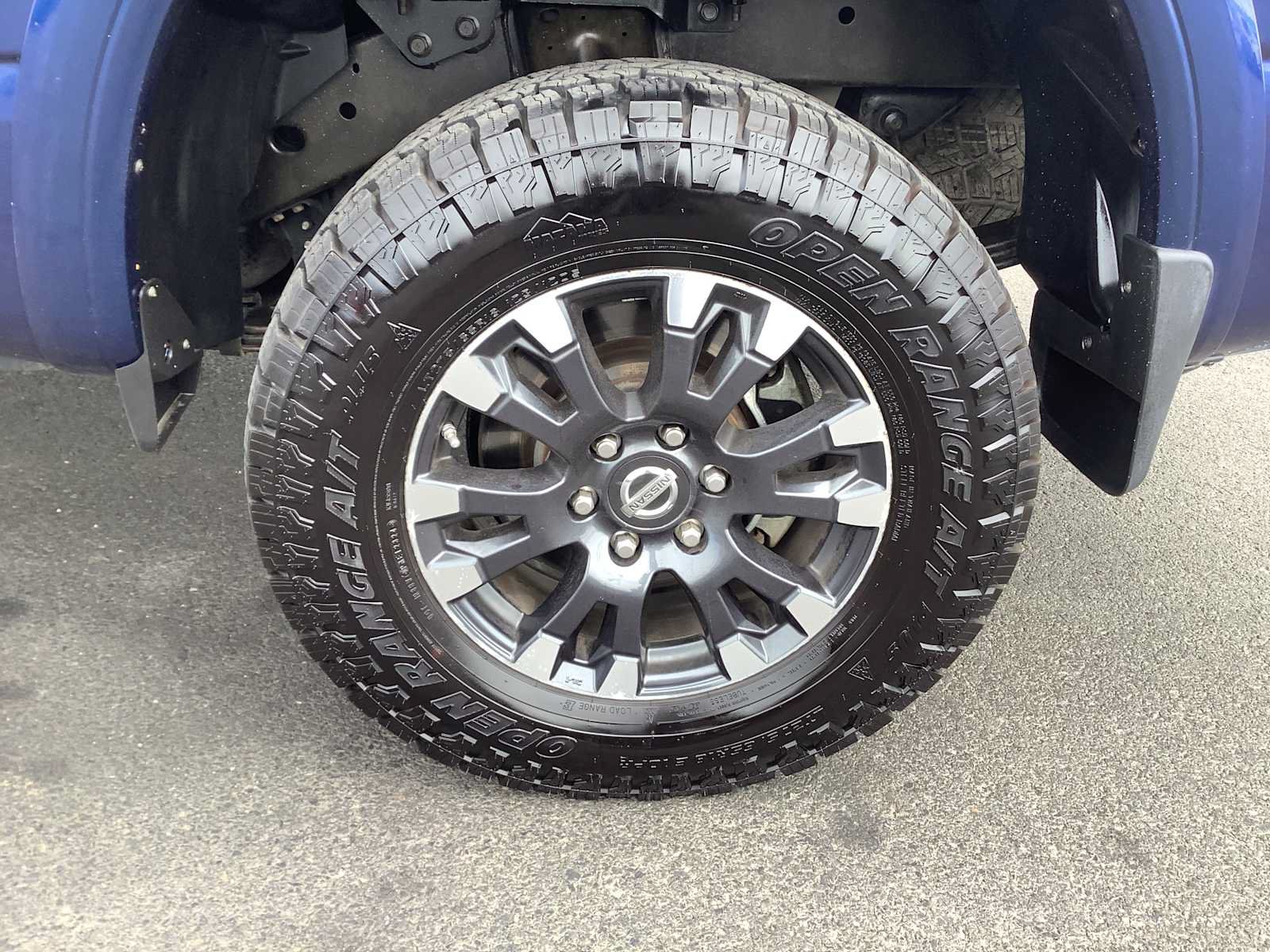 Used 2018 Nissan Titan PRO-4X AWD/4WD image 8