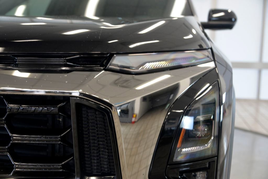 Used 2025 Chevrolet Equinox ACTIV w/ Safety and Technology Package image 11