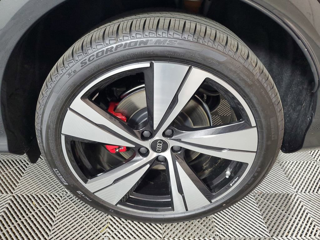 New 2026 Audi SQ5 Premium Plus image 10