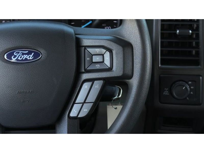 Used 2022 Ford F250 XL w/ Power Equipment Group image 31