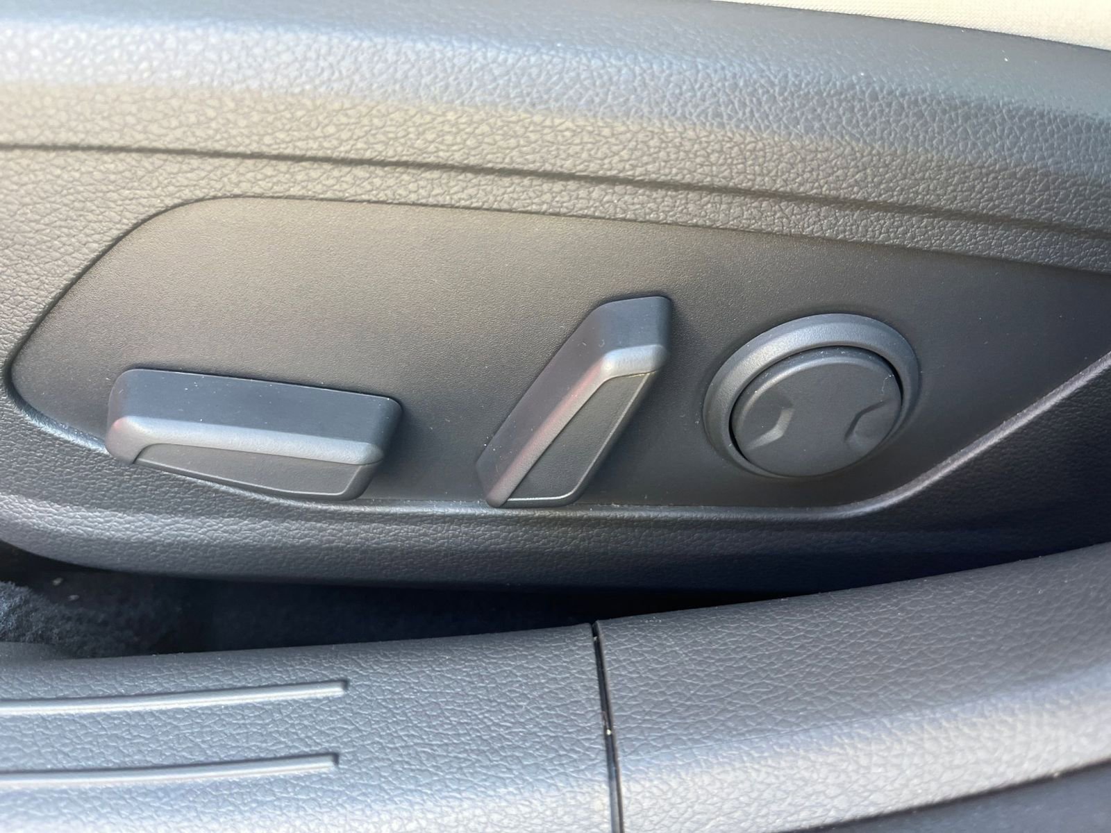 Used 2025 Hyundai Sonata SEL FWD image 22