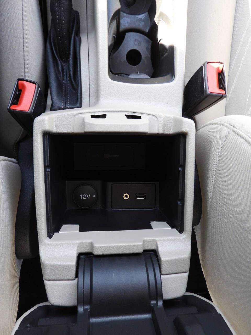 Used 2016 Ford Focus SE image 39