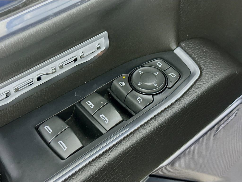 Used 2023 GMC Sierra 1500 Denali w/ Technology Package image 20