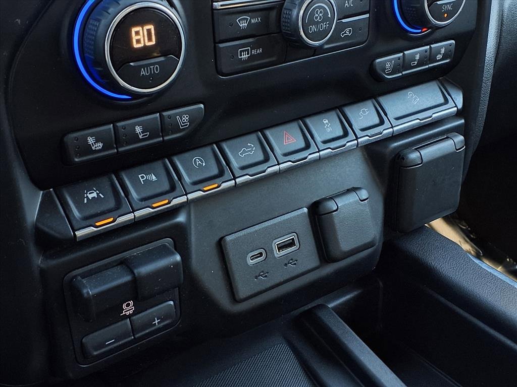 Used 2019 Chevrolet Silverado 1500 LTZ w/ LTZ Premium Package image 9