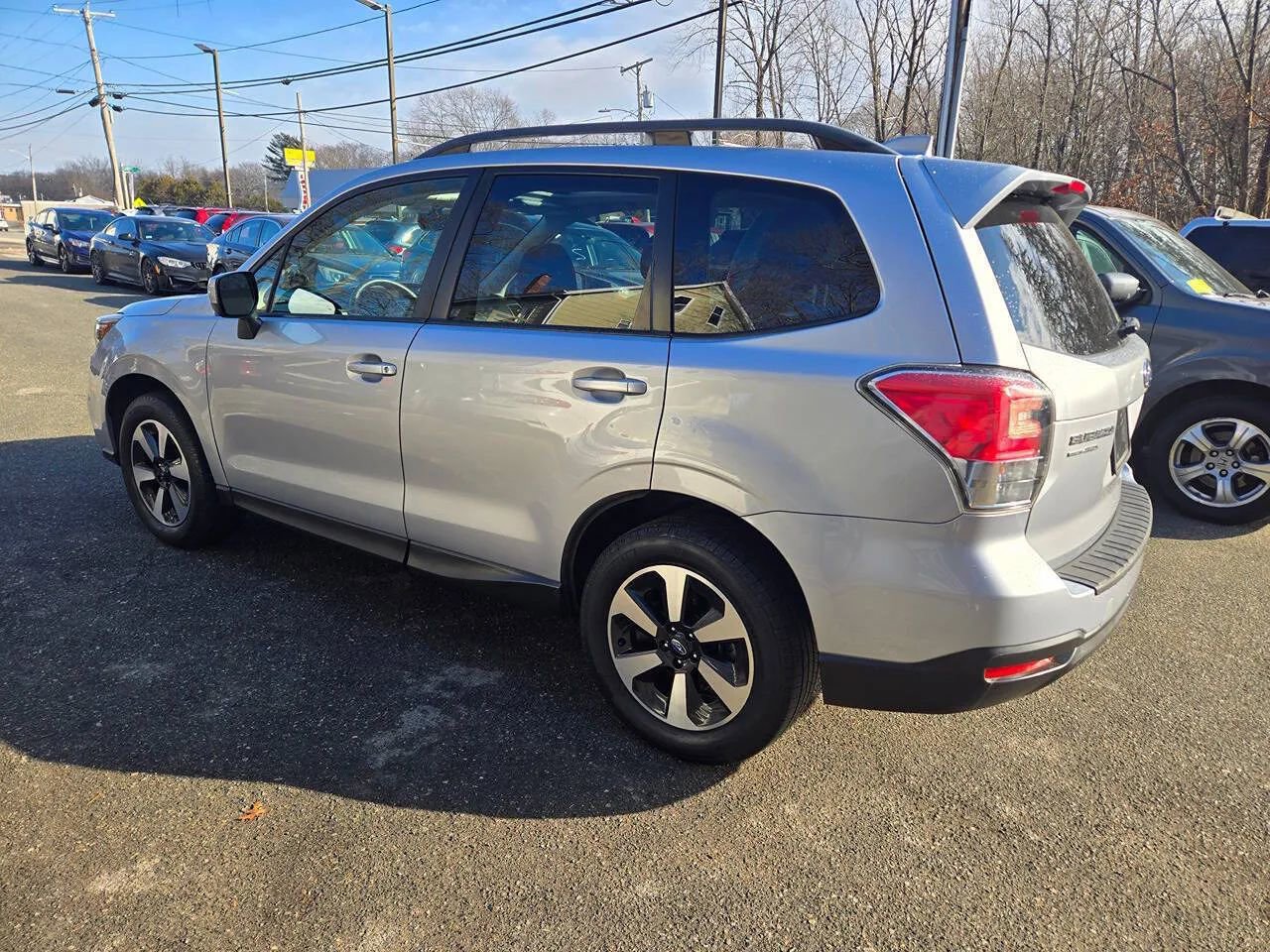 Used 2018 Subaru Forester 2.5i Premium w/ All-Weather Package image 41