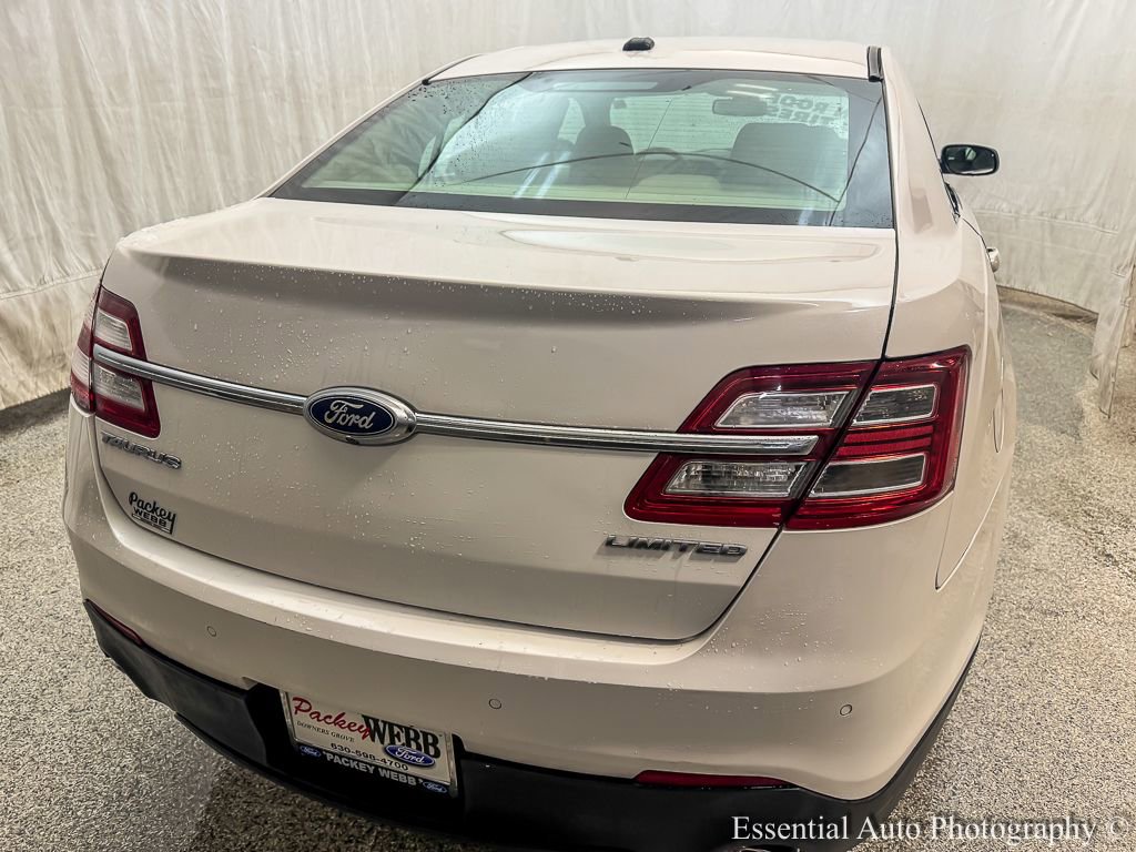Used 2017 Ford Taurus Limited image 8