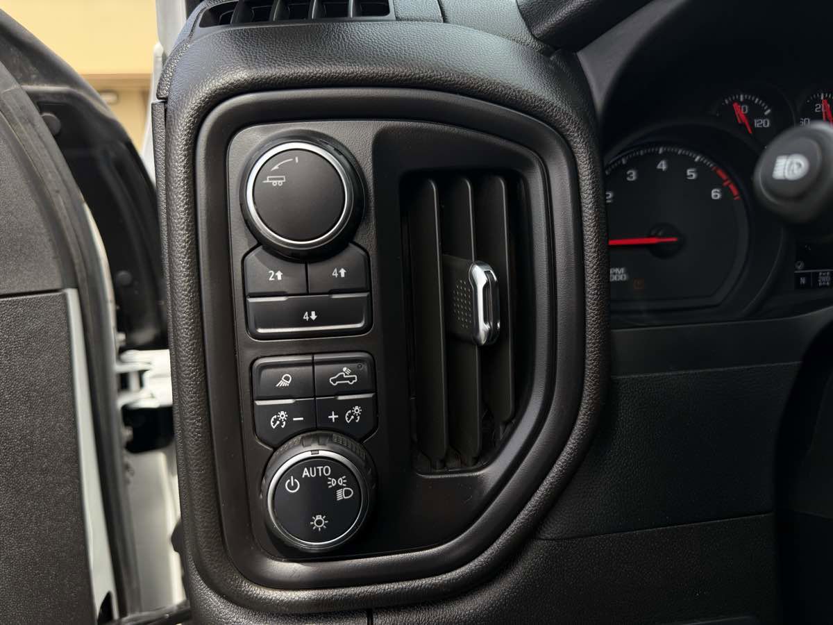Used 2024 Chevrolet Silverado 2500 W/T w/ WT Fleet Convenience Package image 15