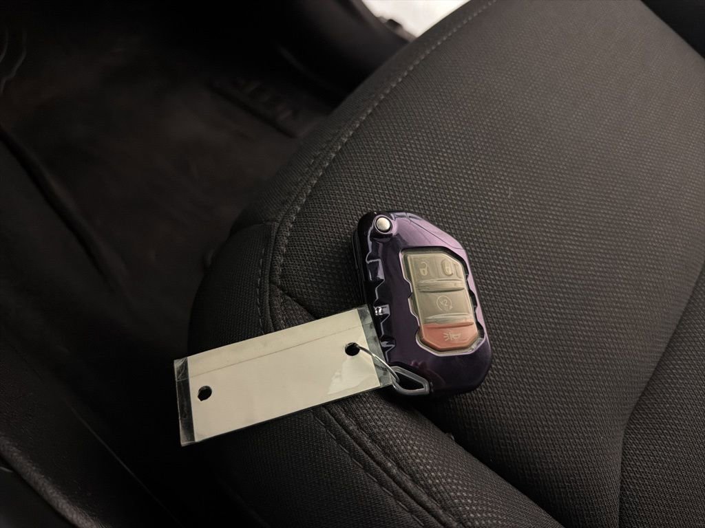 Used 2020 Jeep Wrangler Unlimited Sahara image 54