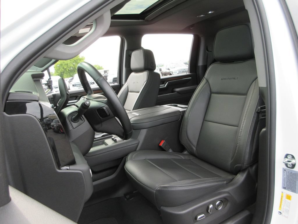 Used 2025 GMC Sierra 2500 Denali w/ Denali Reserve Package AWD/4WD image 25