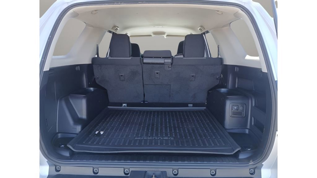 Used 2018 Toyota 4Runner SR5 image 22