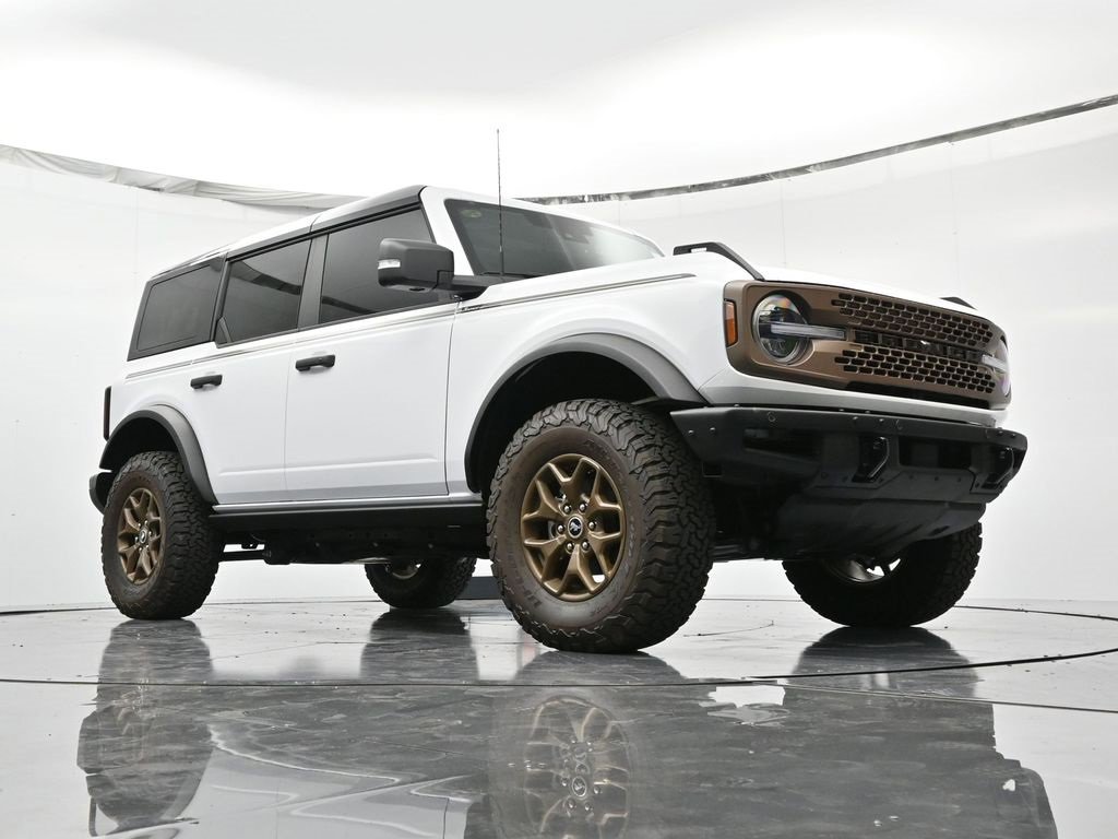 New 2025 Ford Bronco Badlands image 40