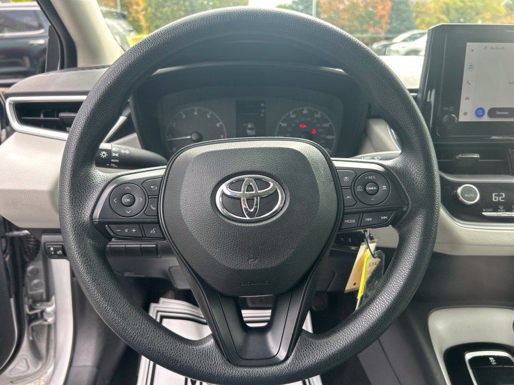Used 2023 Toyota Corolla LE FWD image 14