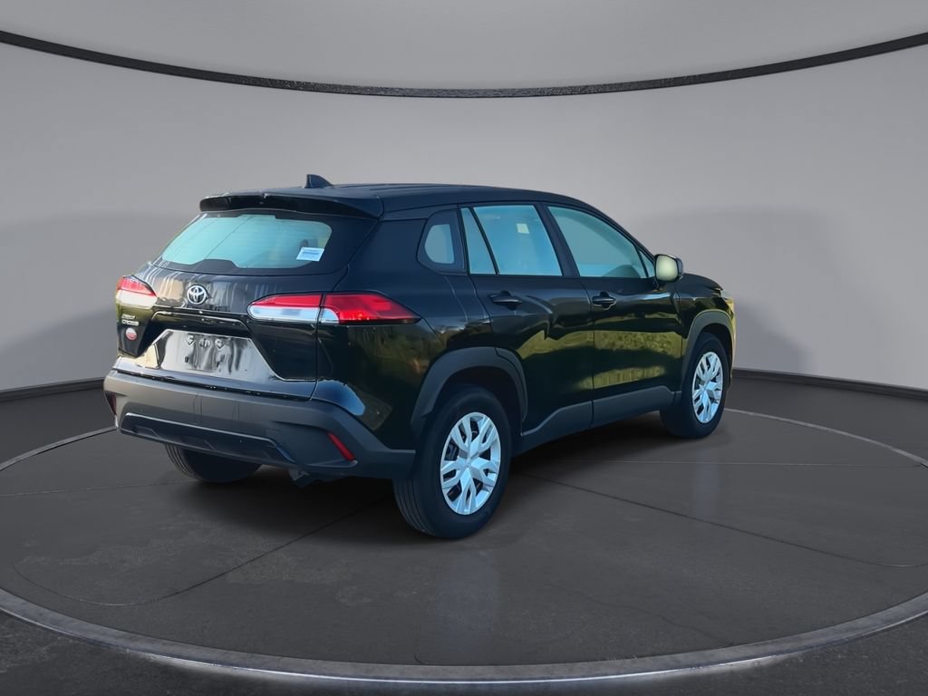 Used 2024 Toyota Corolla Cross L FWD image 8