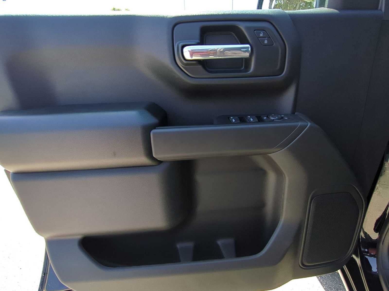 New 2026 Chevrolet Silverado 1500 Custom Trail Boss AWD/4WD image 9