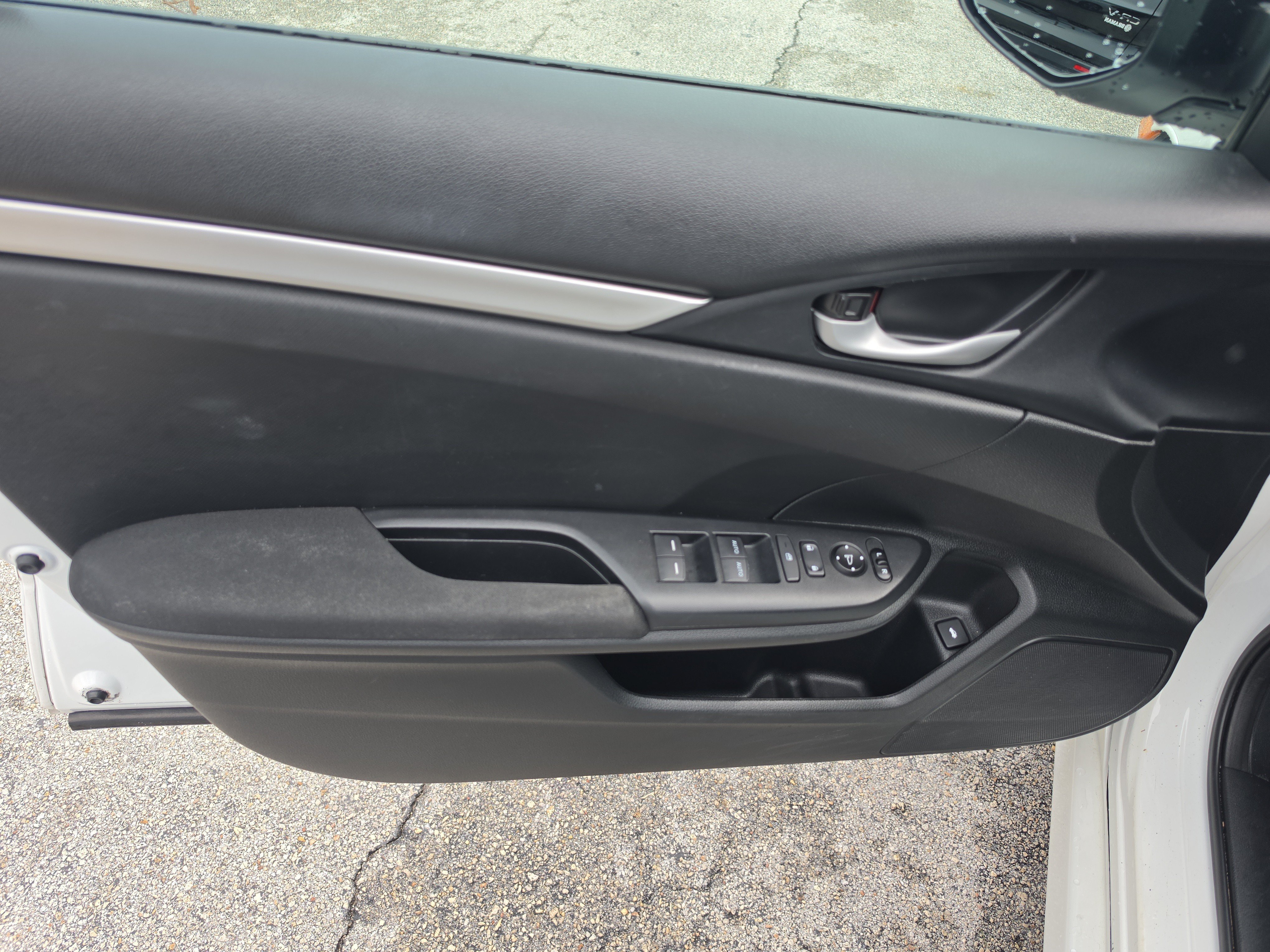 Used 2020 Honda Civic LX image 14