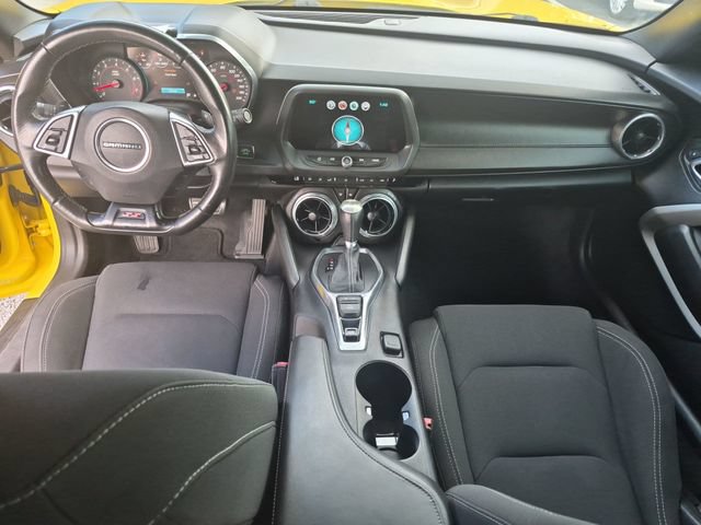 Used 2018 Chevrolet Camaro SS RWD image 21