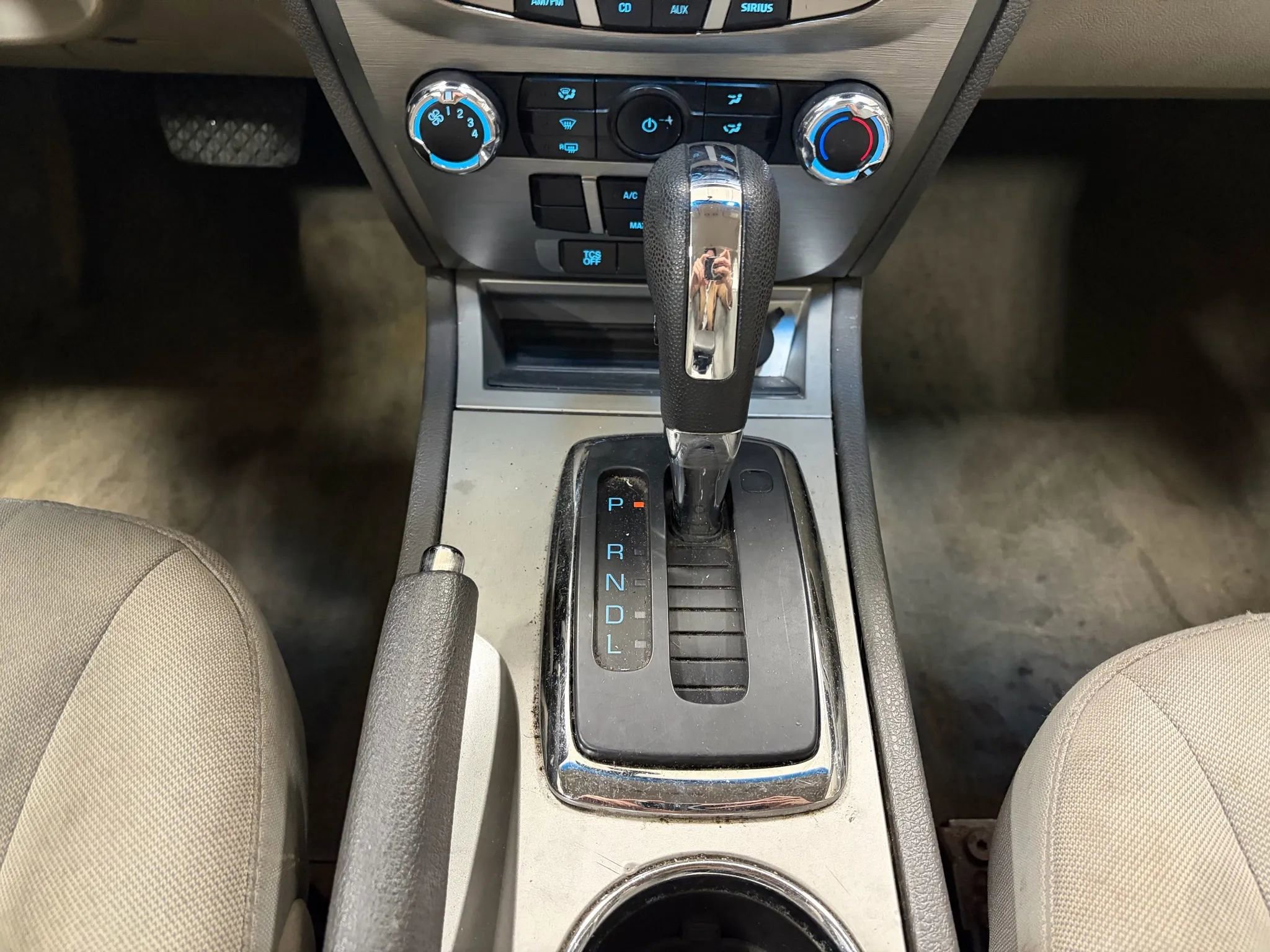 Used 2012 Ford Fusion SE image 25