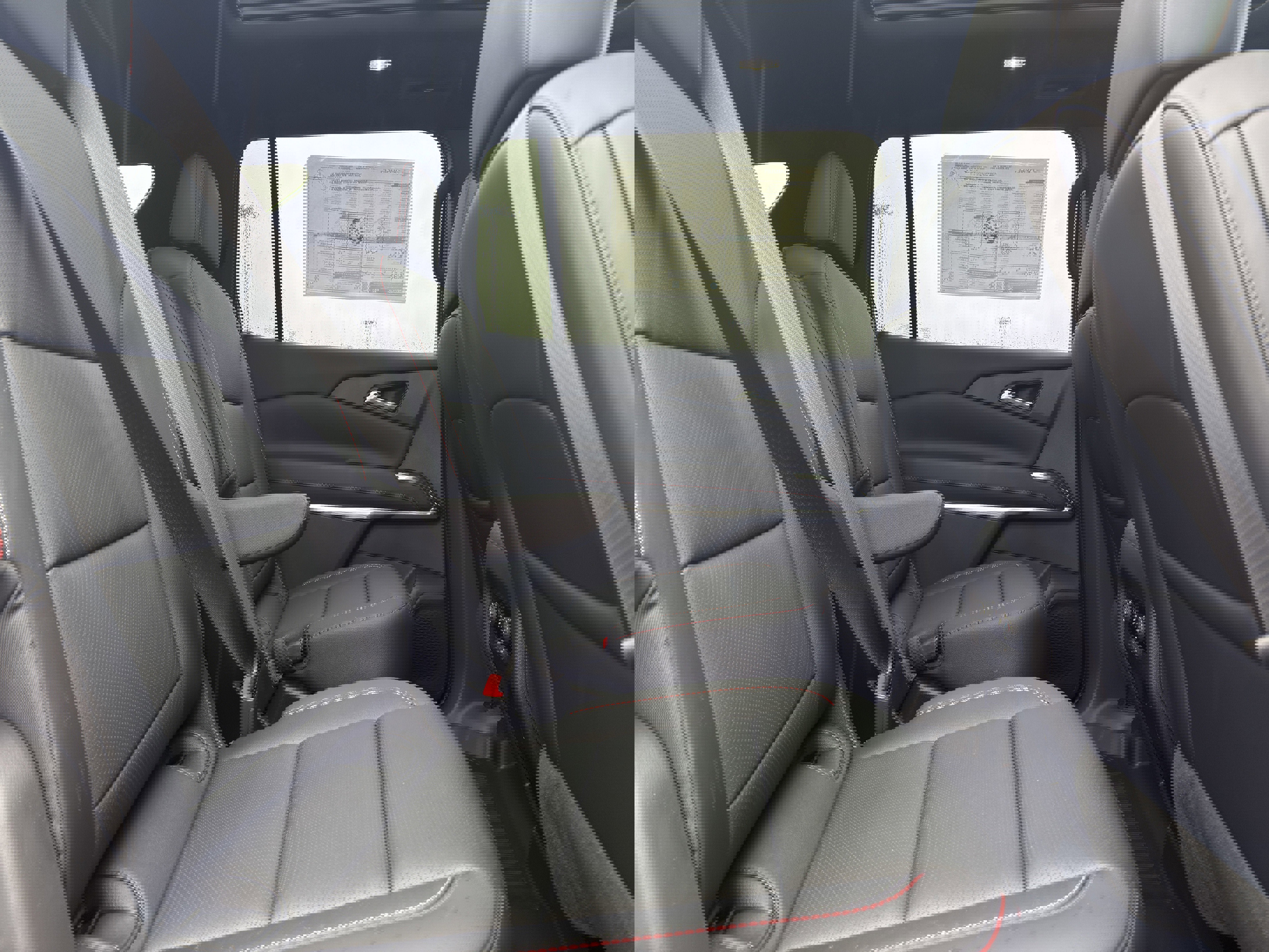 New 2026 Chevrolet Traverse Z71 w/ LPO, Floor Liner Package image 25