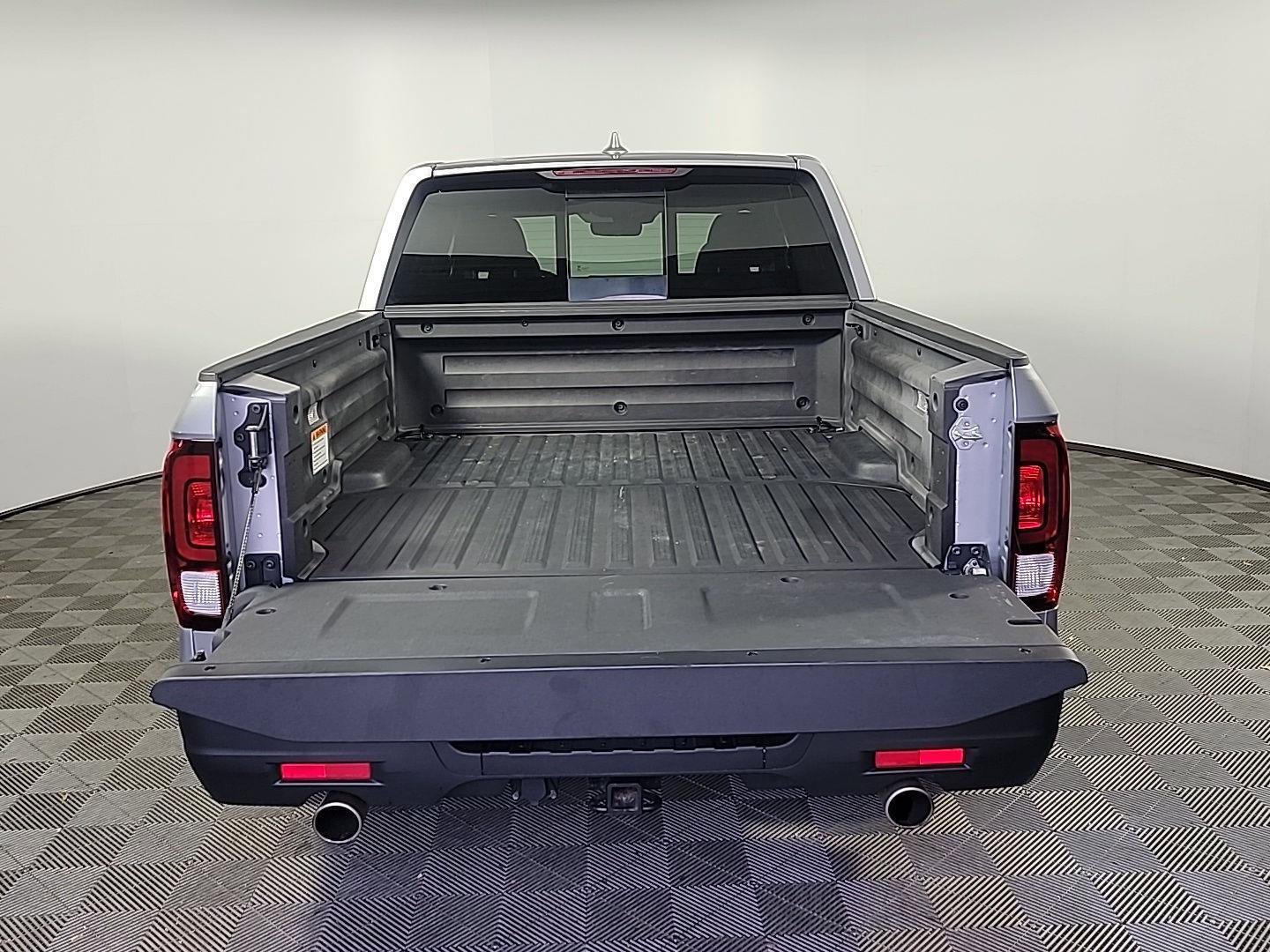 Certified 2023 Honda Ridgeline RTL image 8