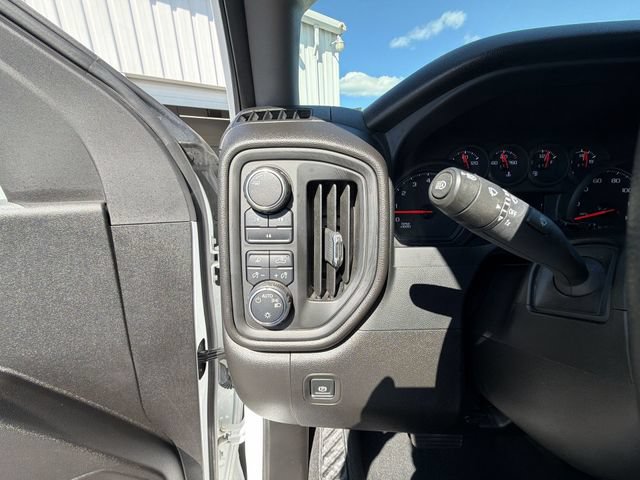 Certified 2024 Chevrolet Silverado 2500 Custom w/ Custom Value Package AWD/4WD image 18