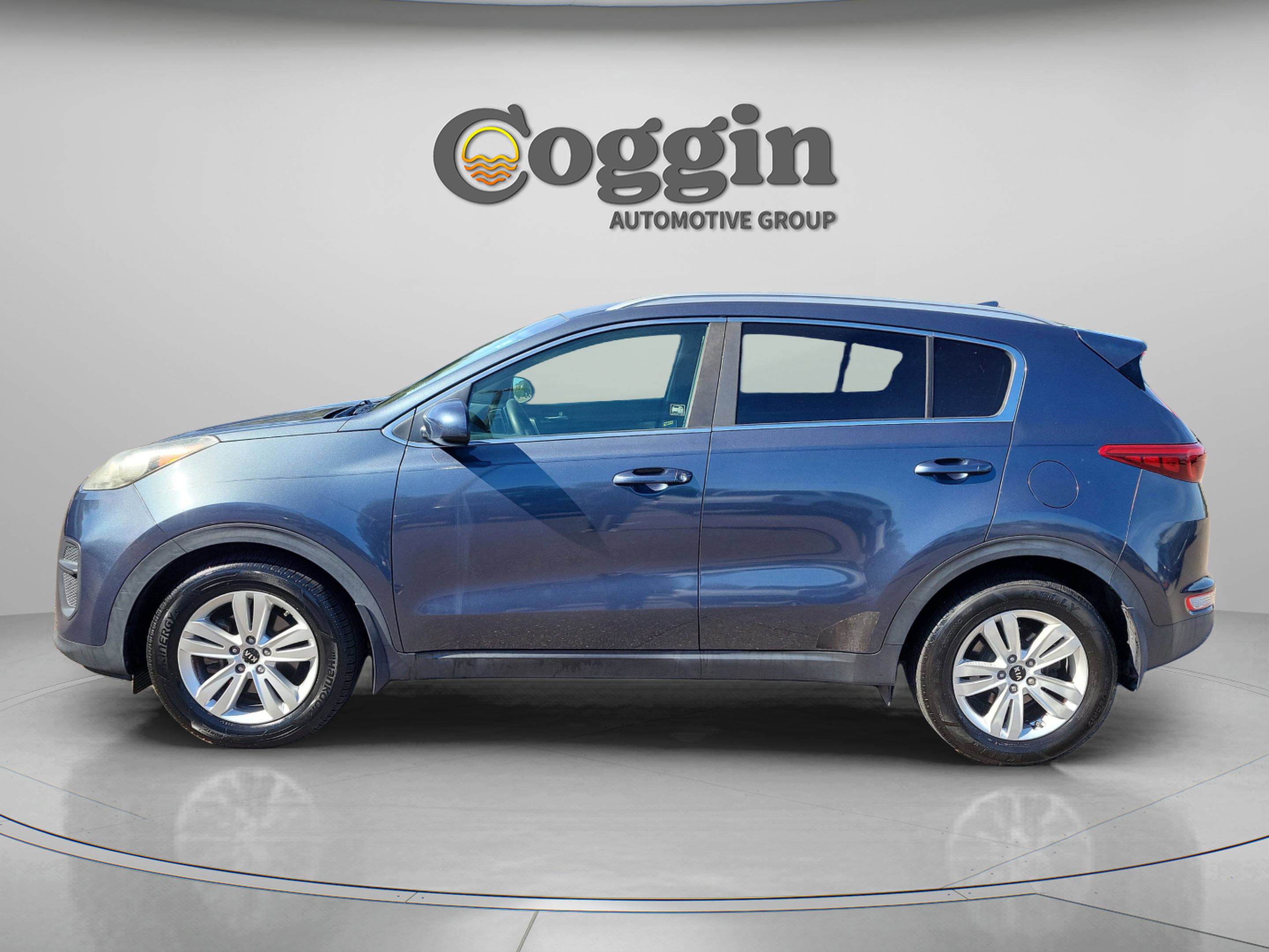 Used 2017 Kia Sportage LX w/ LX Popular Package image 9