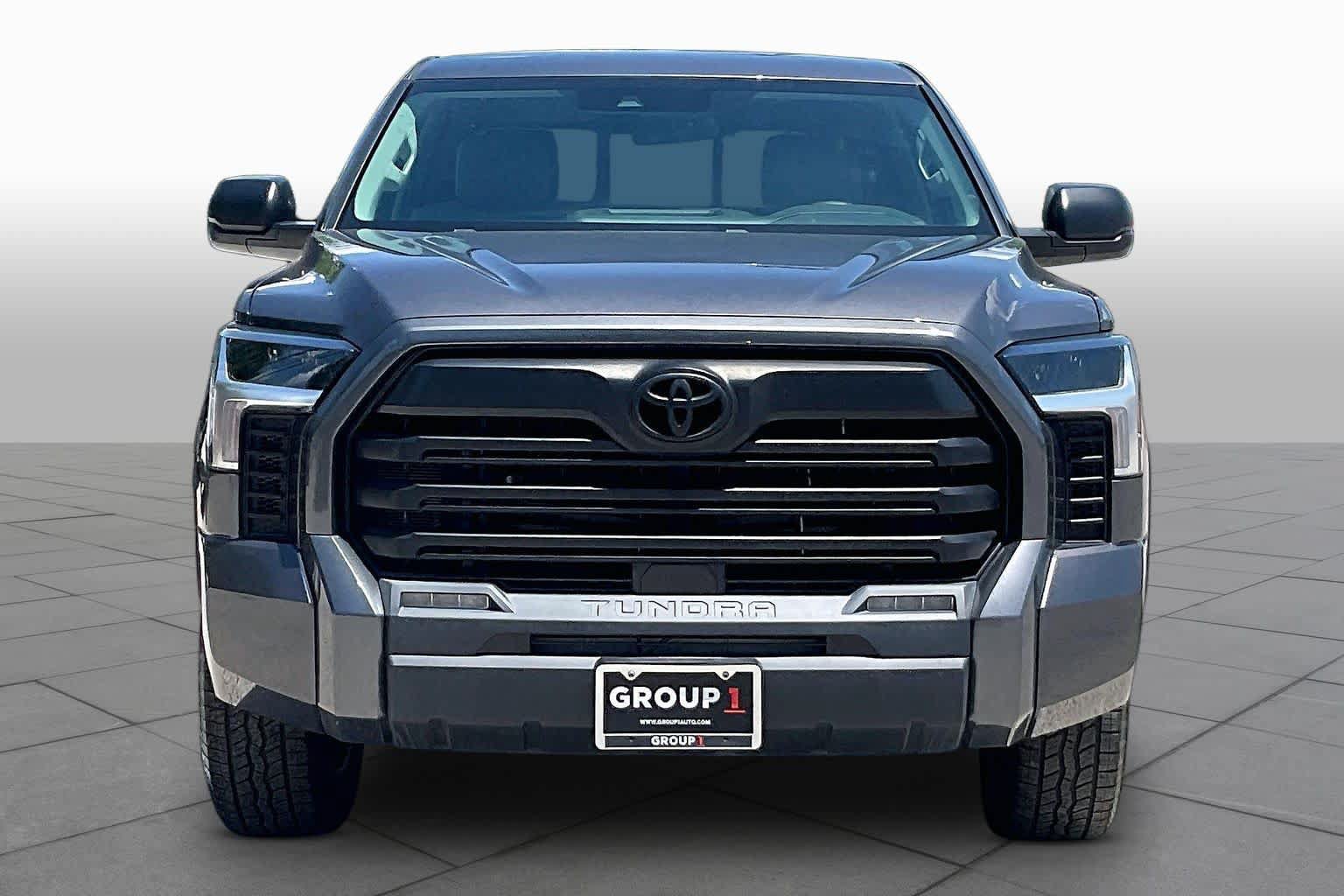 Used 2022 Toyota Tundra SR5 AWD/4WD image 4