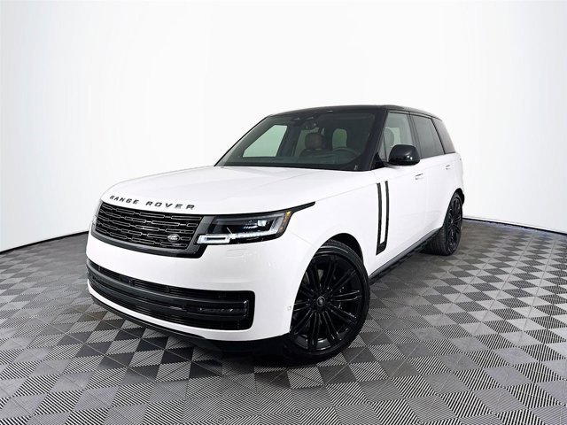 New 2025 Land Rover Range Rover SE