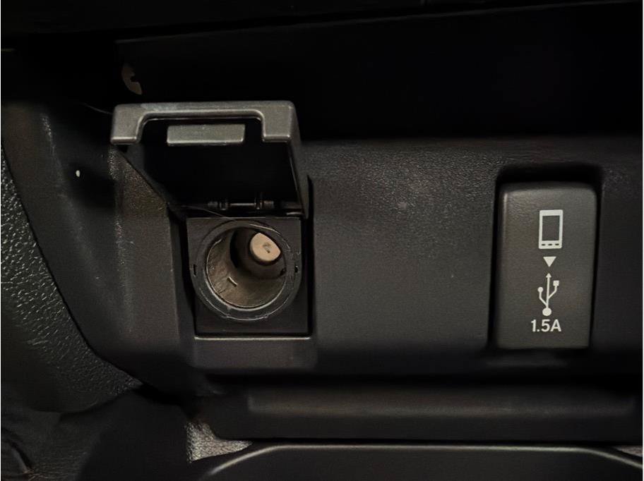 Used 2018 Honda Fit EX image 24