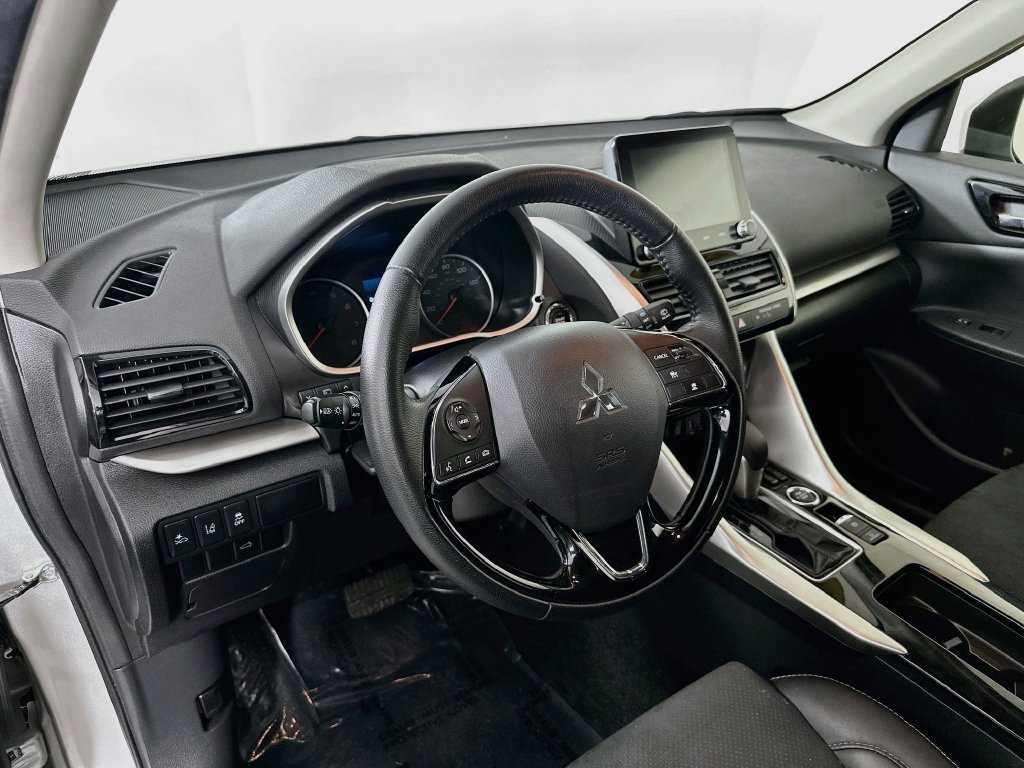 Used 2025 Mitsubishi Eclipse Cross SE AWD/4WD image 14