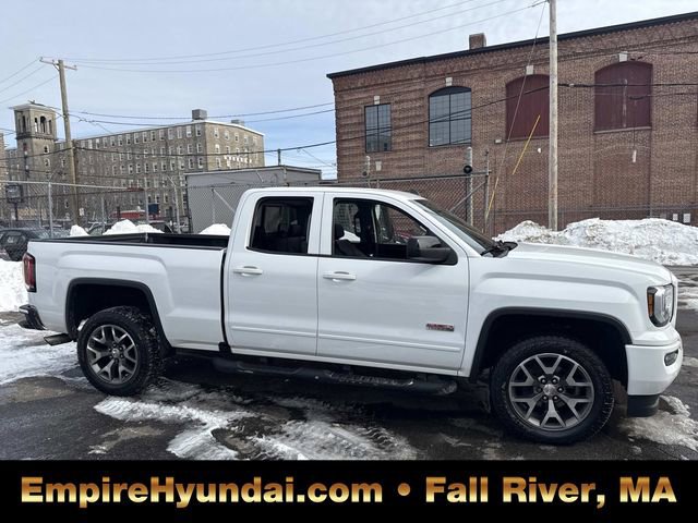 Used 2018 GMC Sierra 1500 SLT image 3