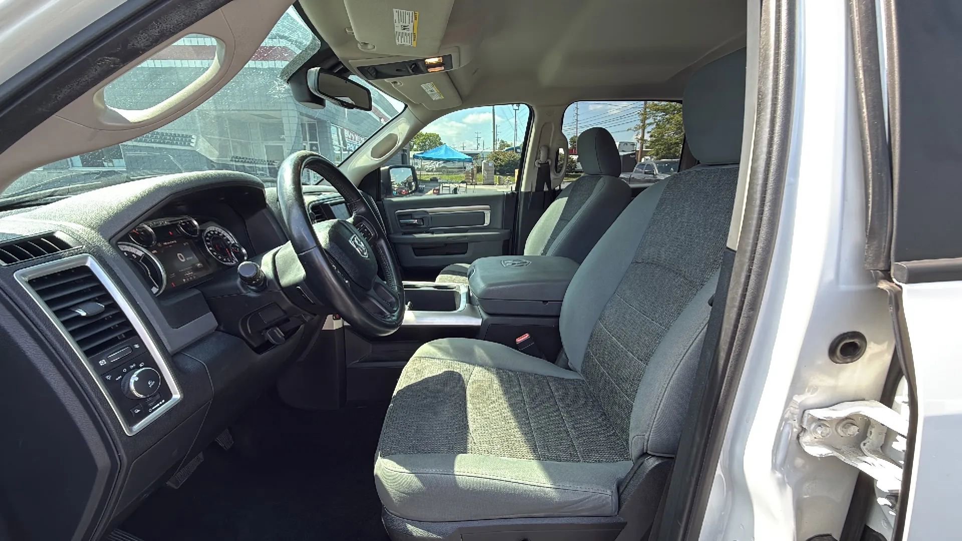 Used 2017 RAM 1500 Big Horn image 10