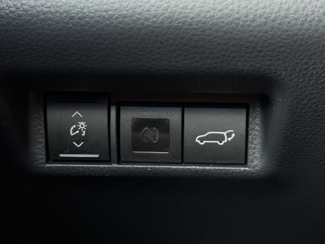 Used 2026 Toyota RAV4 Limited AWD/4WD image 21