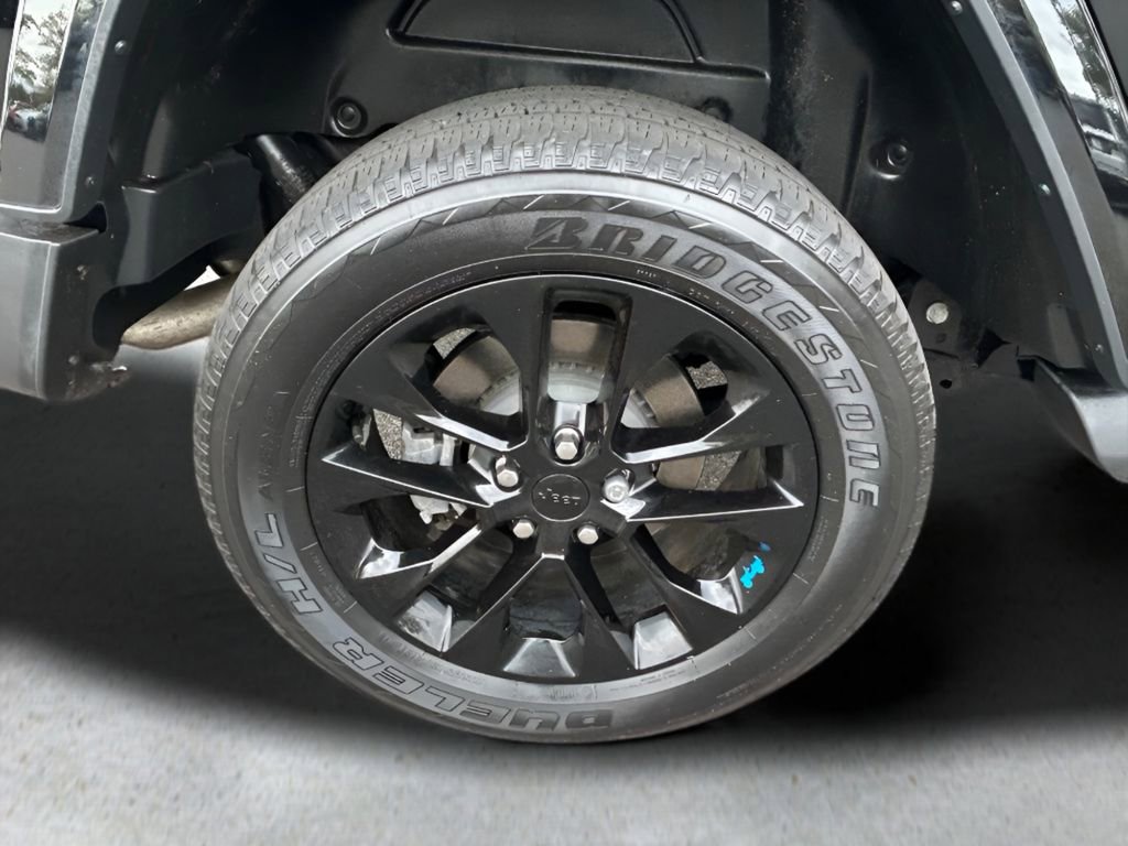 Used 2022 Jeep Wrangler Unlimited Sahara w/ Cold Weather Group image 14