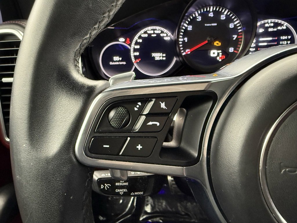 Used 2019 Porsche Cayenne S image 29