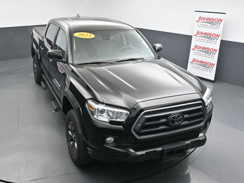 Used 2023 Toyota Tacoma SR5 AWD/4WD image 25