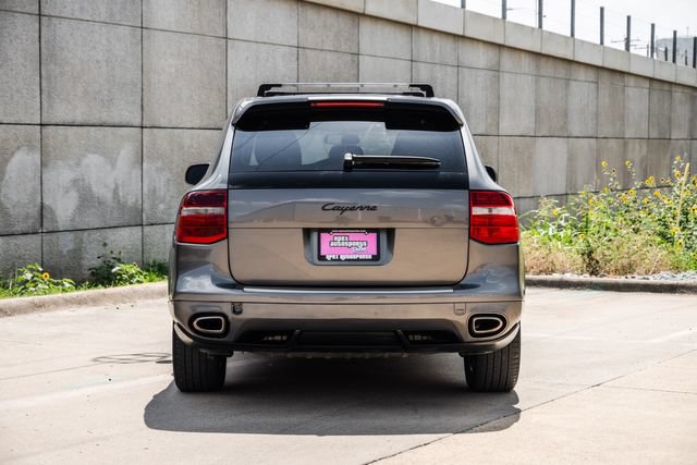 Used 2008 Porsche Cayenne AWD/4WD image 16