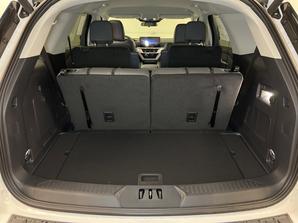 New 2025 Ford Explorer Active w/ Active Comfort Package image 31