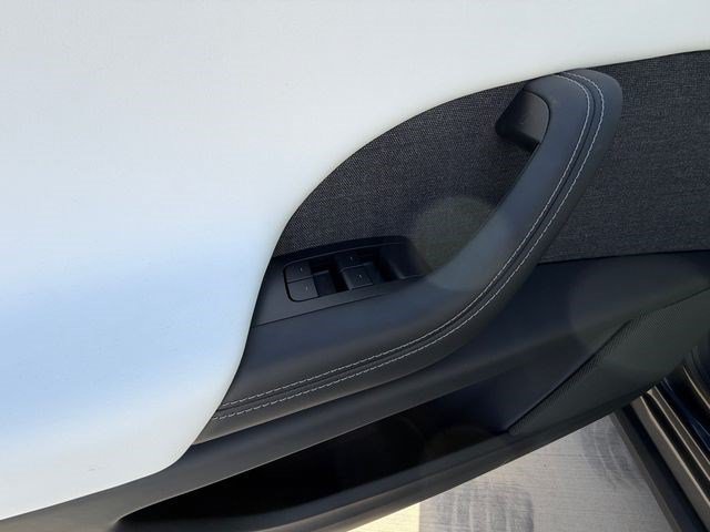 Used 2026 Tesla Model X Plaid AWD/4WD image 11