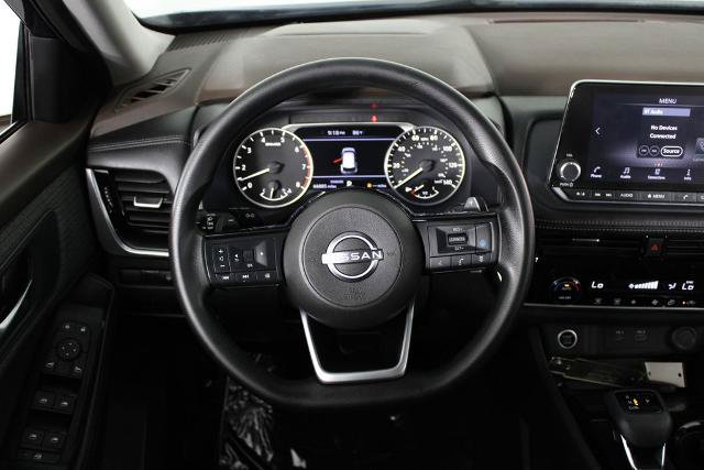 Certified 2022 Nissan Rogue SV FWD image 9