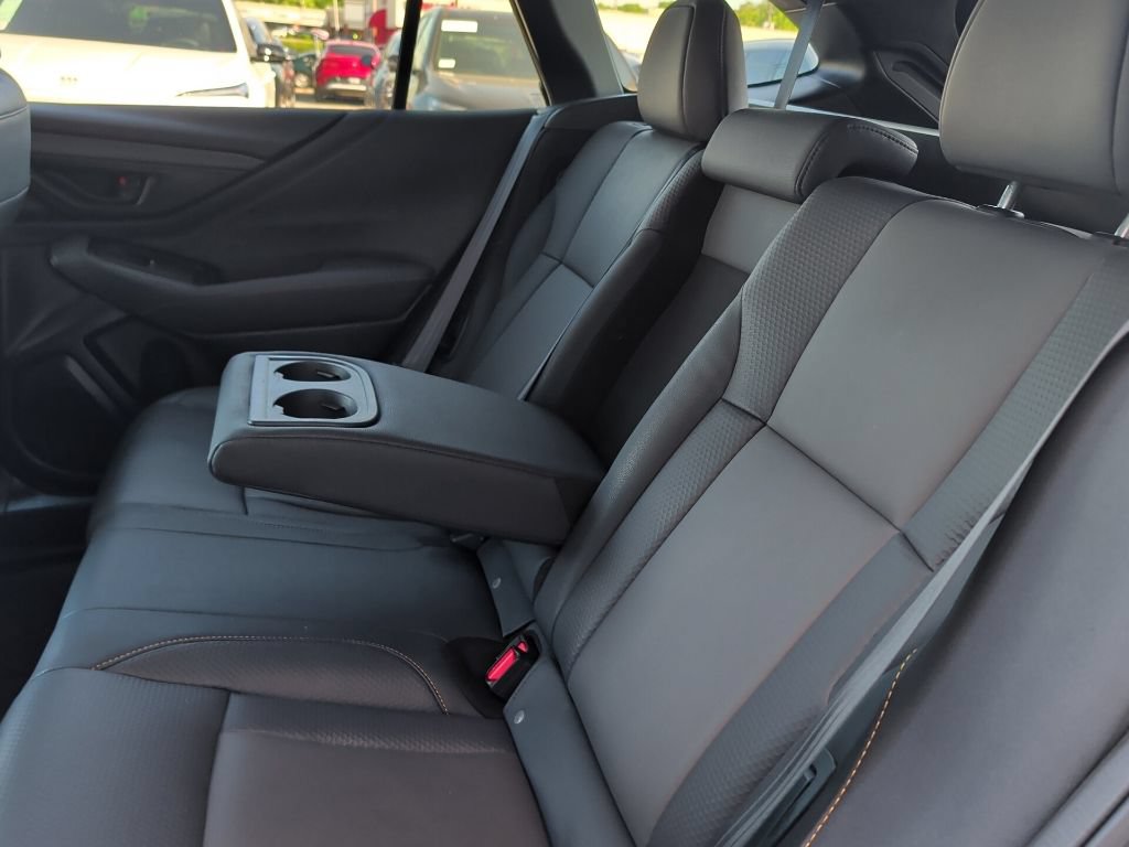 Used 2025 Subaru Outback Wilderness AWD/4WD image 14