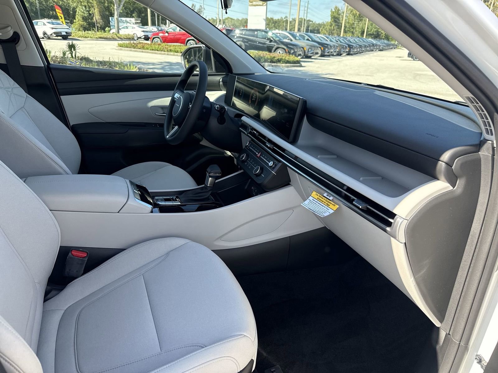 New 2026 Hyundai Tucson SE image 9